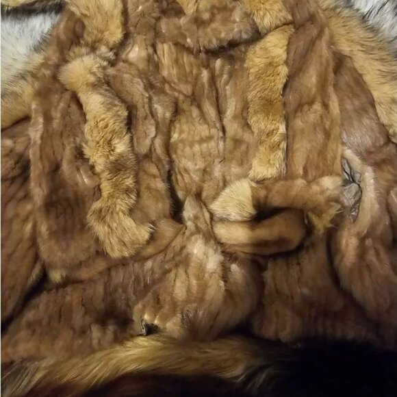 Vintage Autumn Haze Mink and Crystal Fox Coat by Caskie Furs - Picture 4 of 9